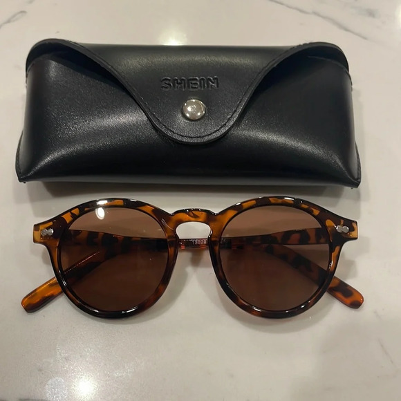 Shein Brown Tortoise Sunglasses - Picture 1 of 1